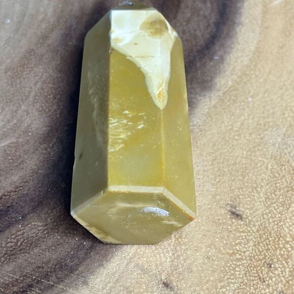 Mookaite jasper tower 6-sided yellow white druzy, anxiety helper - Picture 2 of 11
